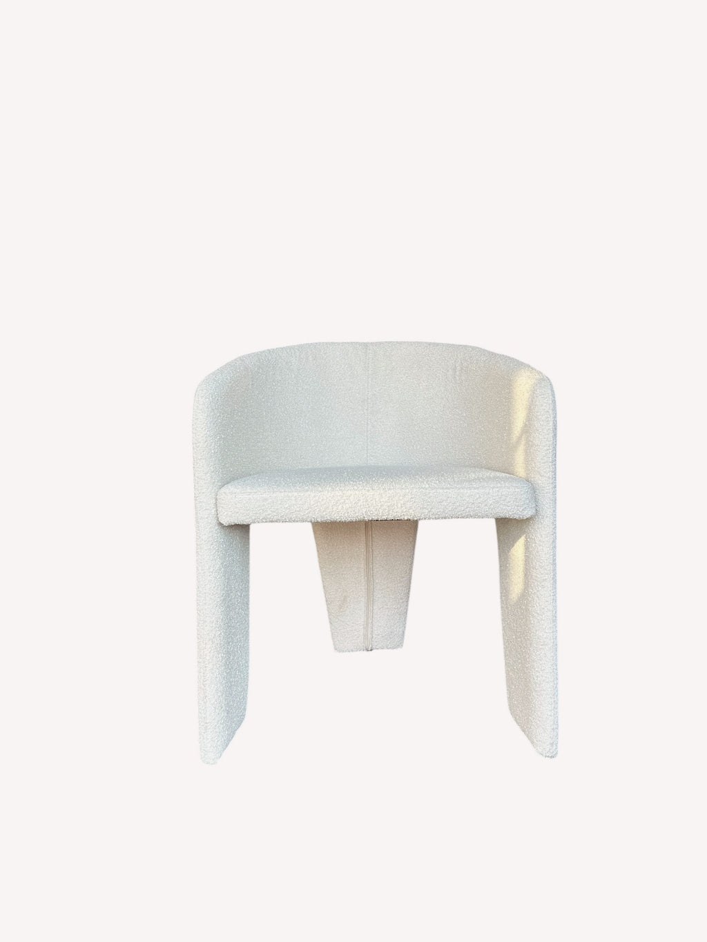 Leo bouclé dining chair