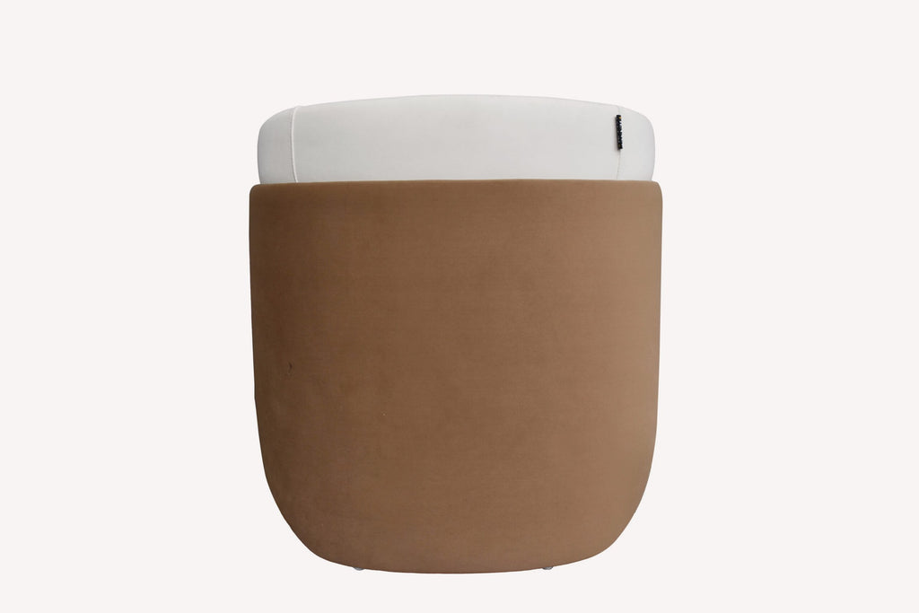 Double white tub chair with cognac underframe, view 6